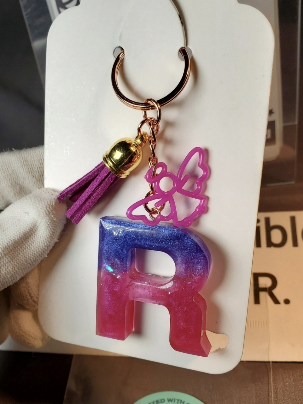 "R" letter purple, Pink handmade resin keyring